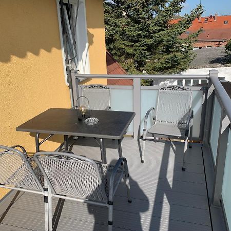 Reuterstadt Stavenhagen Ferienwohnung Am Schloss מראה חיצוני תמונה