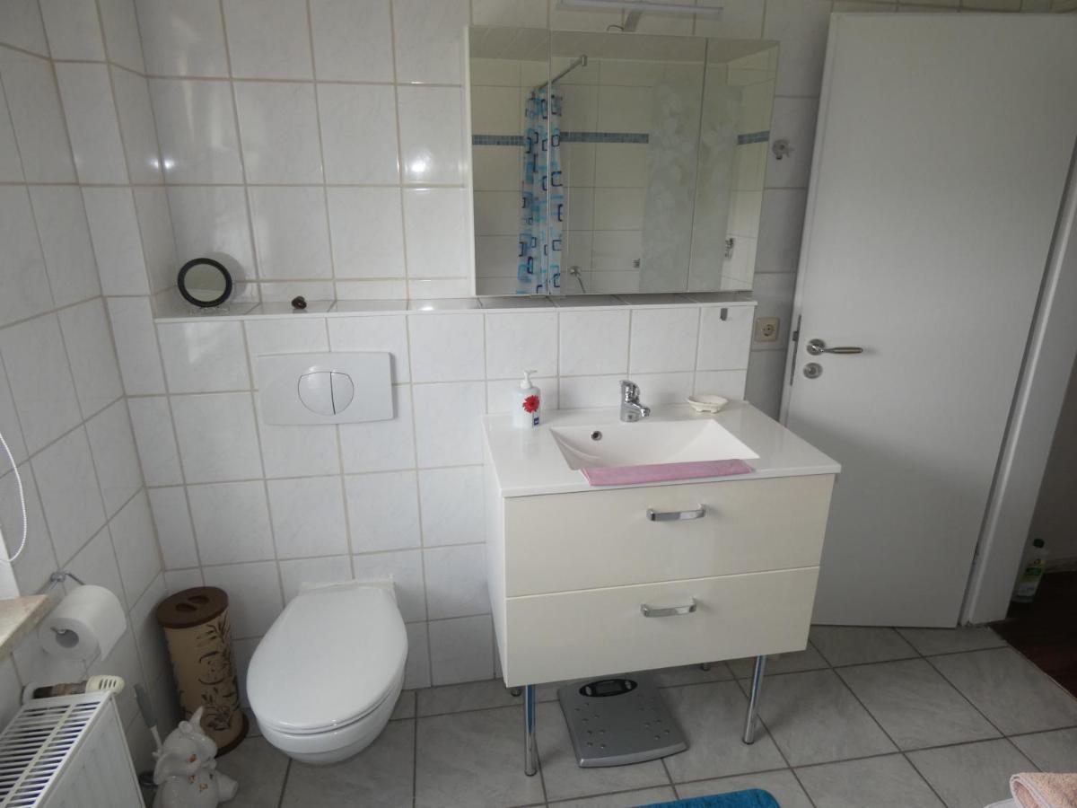 Reuterstadt Stavenhagen Ferienwohnung Am Schloss מראה חיצוני תמונה