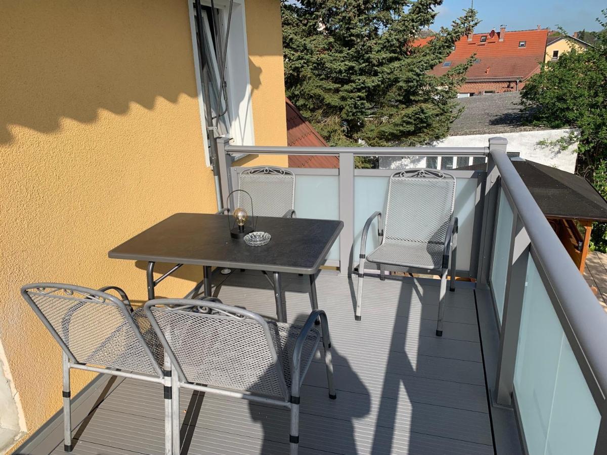 Reuterstadt Stavenhagen Ferienwohnung Am Schloss מראה חיצוני תמונה